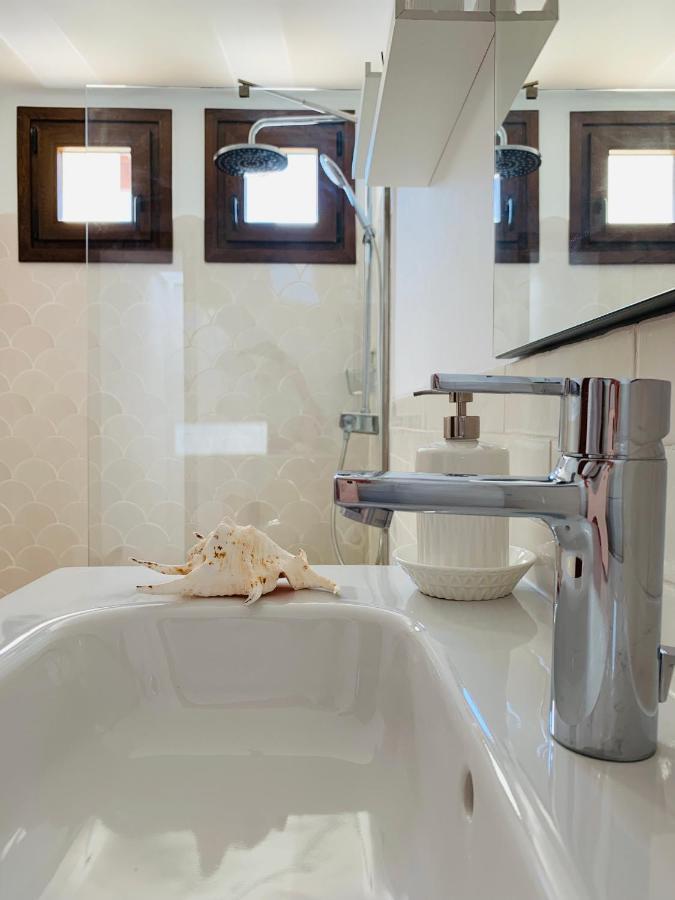 La Casa Roja Apartment Puerto Calero Luaran gambar