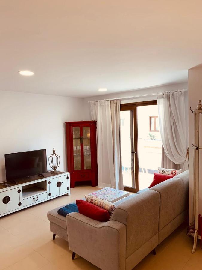 La Casa Roja Apartment Puerto Calero Luaran gambar